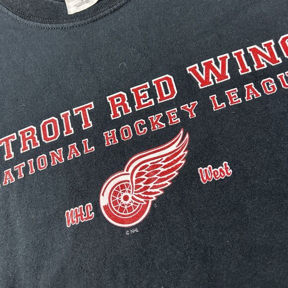 VTG Detroit Redwings Graphic Shirt Men’s Large LOT OF 2 Heavyweight NHL Hockey - Picture 15 of 16